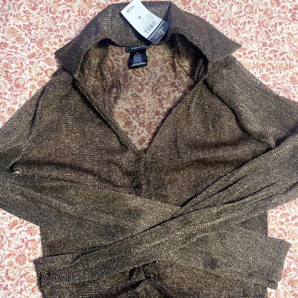 Brand new rue 21 shirt